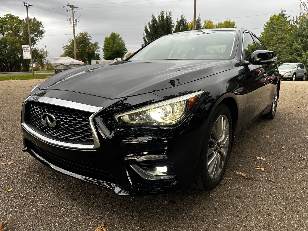 2018 INFINITI Q50 LUXE's photo