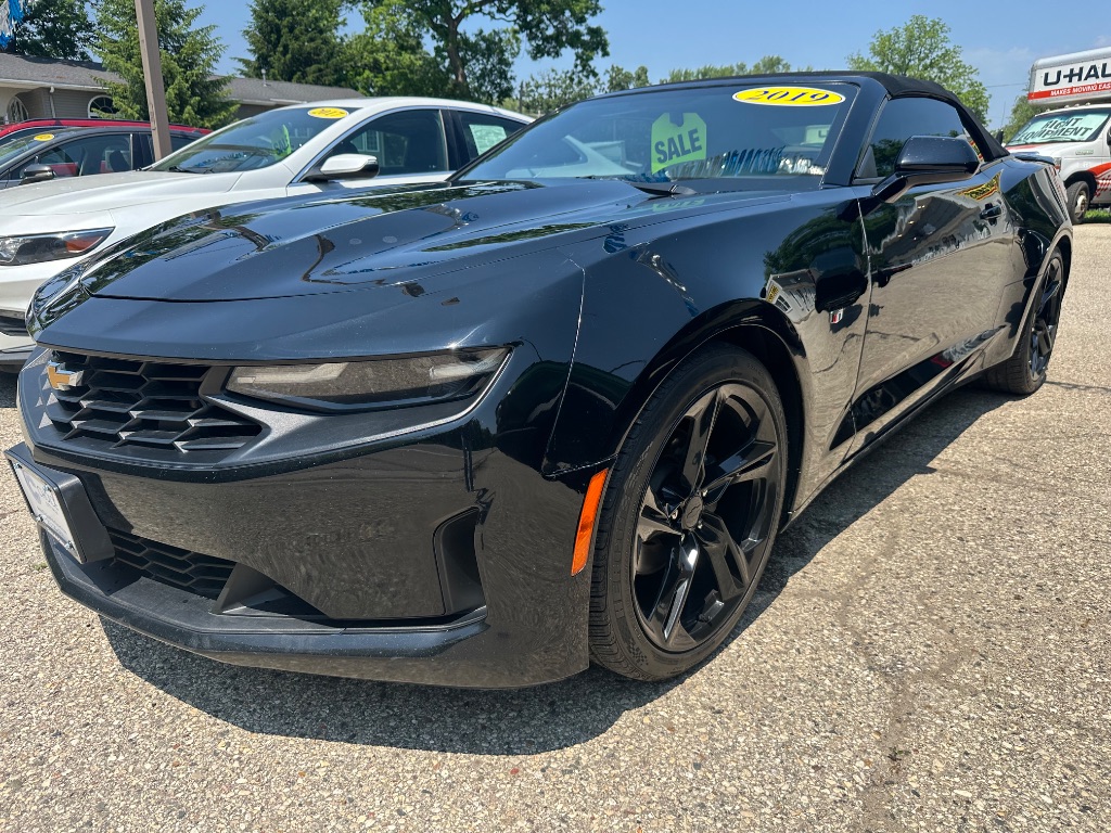 2019 Chevrolet Camaro 1LT's photo