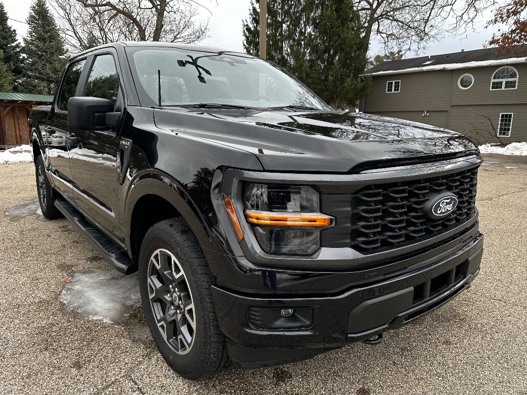 2024 Ford F-150 STX's photo